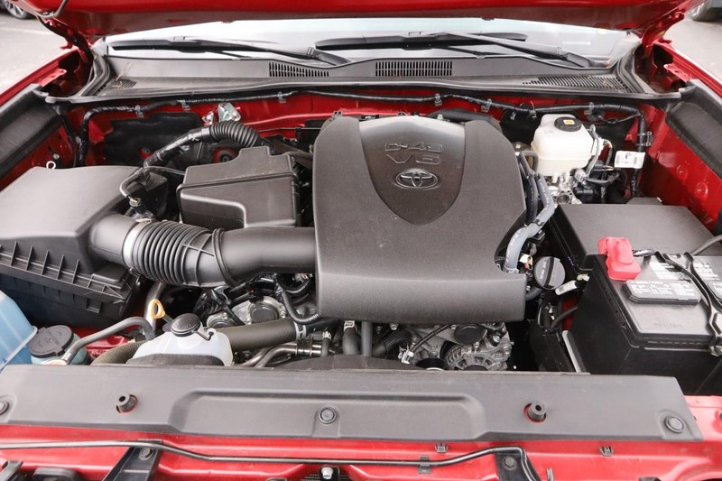 Toyota Tacoma 4WD Vehicle Image 26