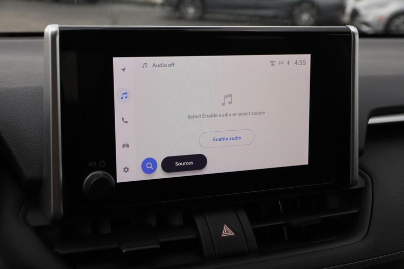 Toyota RAV4 Vehicle Image 15