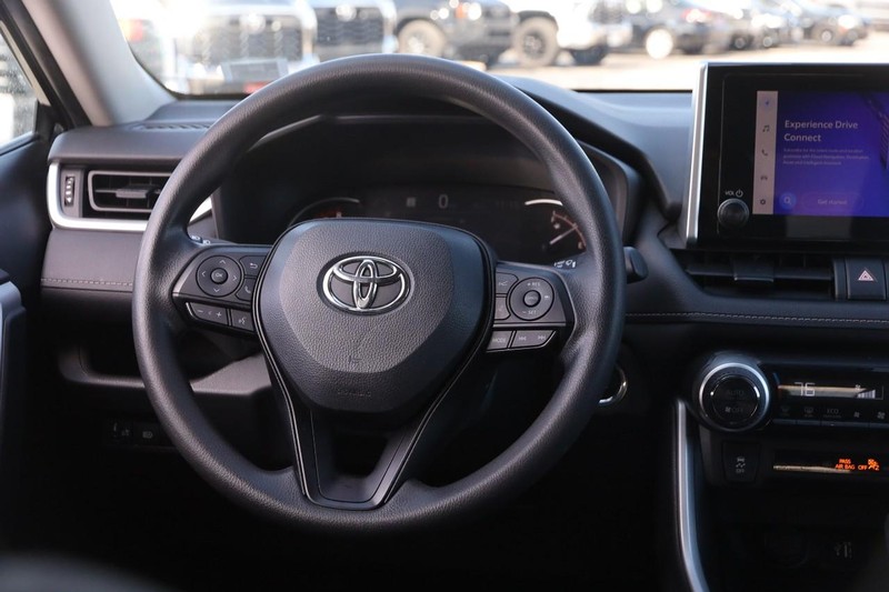 Toyota RAV4 Vehicle Image 22