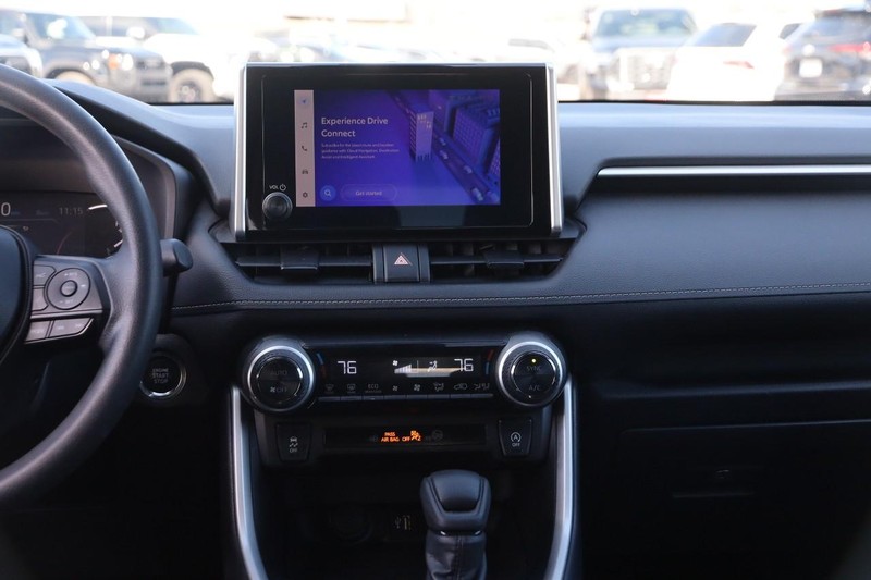 Toyota RAV4 Vehicle Image 23