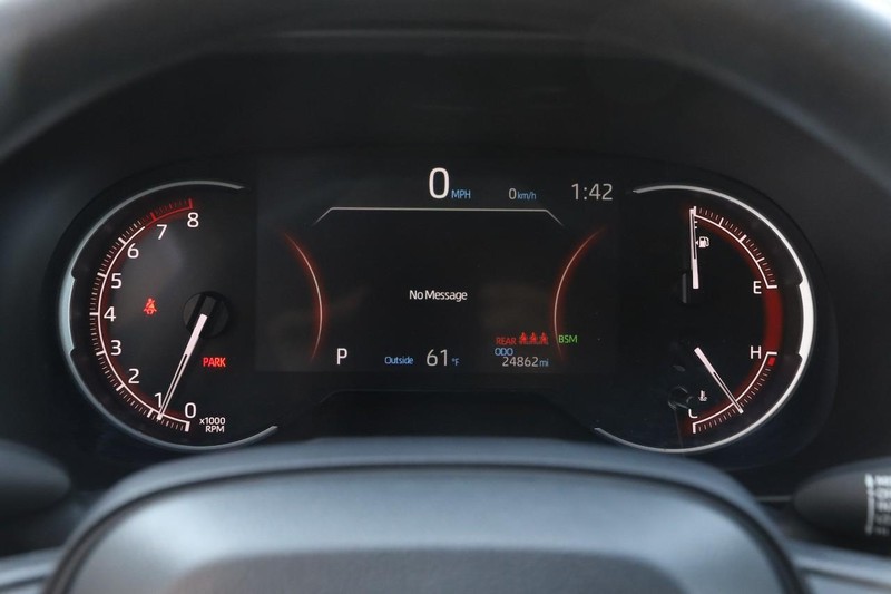 Toyota RAV4 Vehicle Image 13