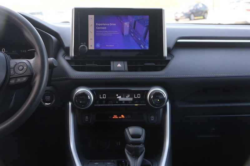Toyota RAV4 Vehicle Image 22