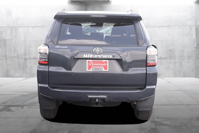 Toyota 4Runner Vehicle Image 06