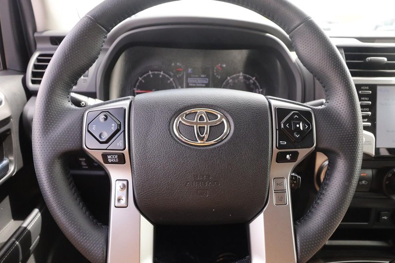 Toyota 4Runner Vehicle Image 10