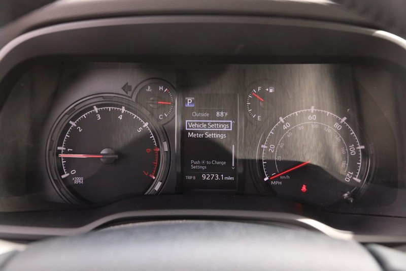 Toyota 4Runner Vehicle Image 13