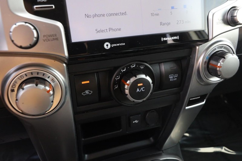 Toyota 4Runner Vehicle Image 17