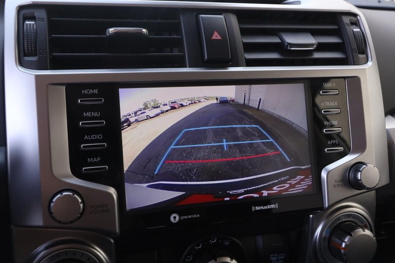 Toyota 4Runner Vehicle Image 16