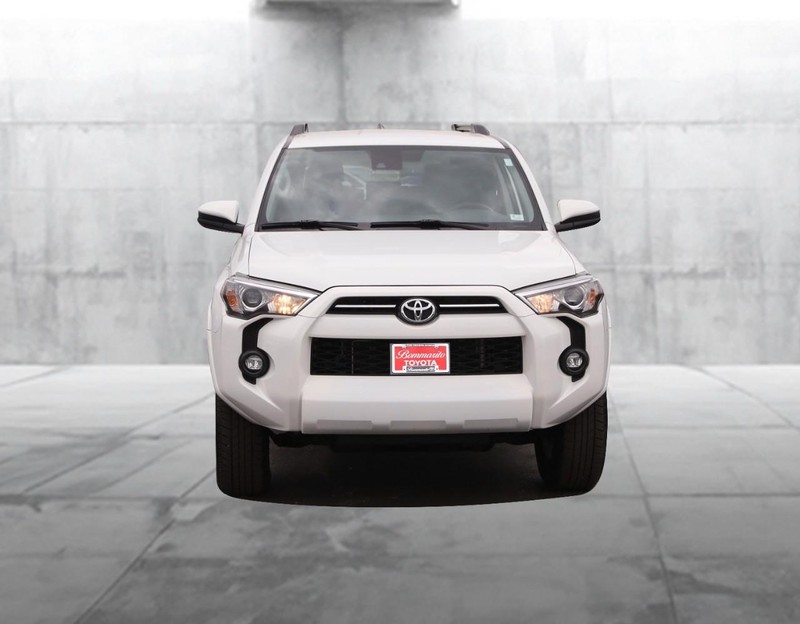 Toyota 4Runner Vehicle Image 04