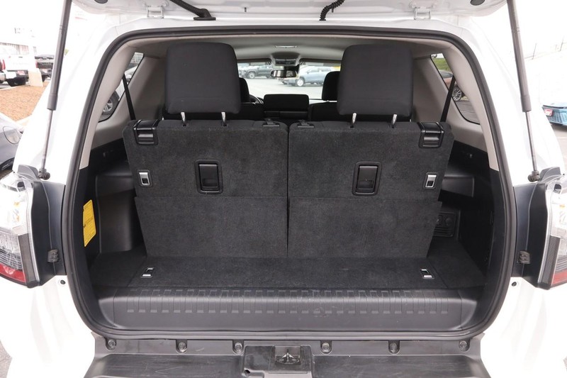Toyota 4Runner Vehicle Image 07