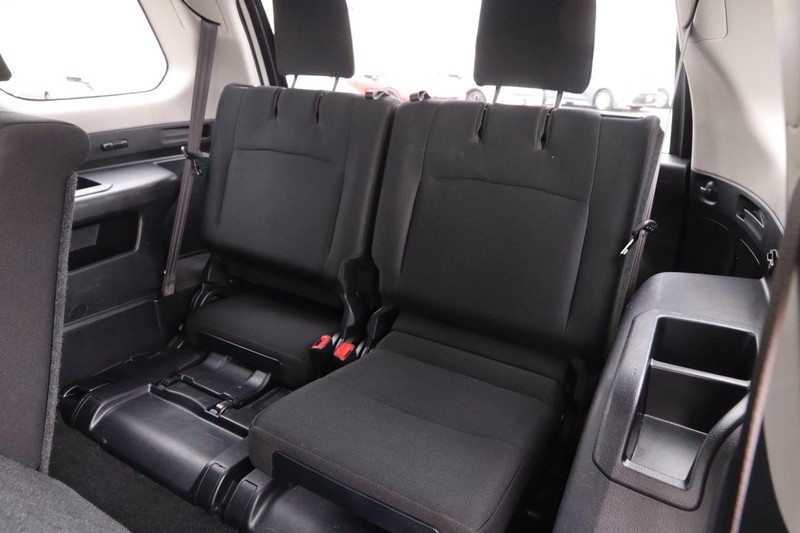 Toyota 4Runner Vehicle Image 11