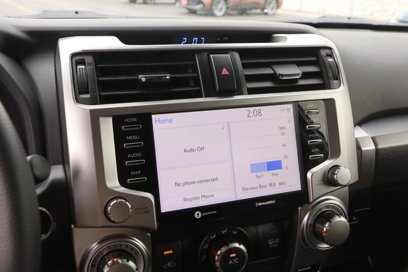 Toyota 4Runner Vehicle Image 17