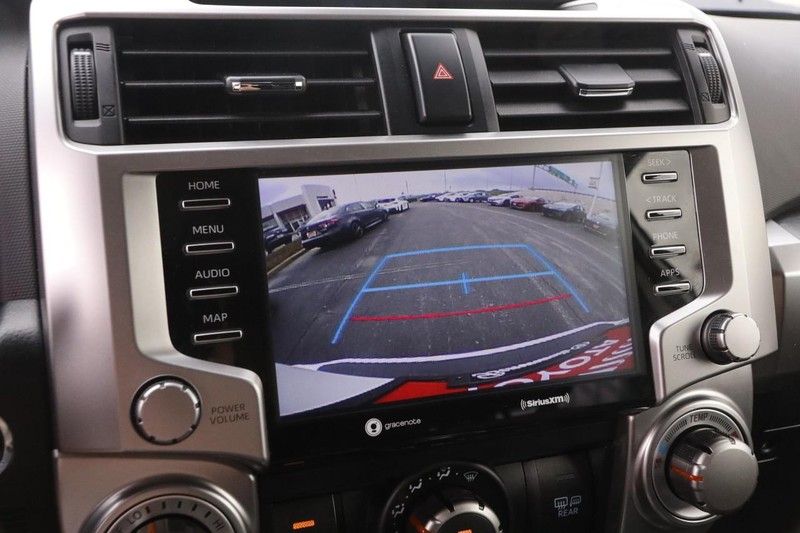 Toyota 4Runner Vehicle Image 18