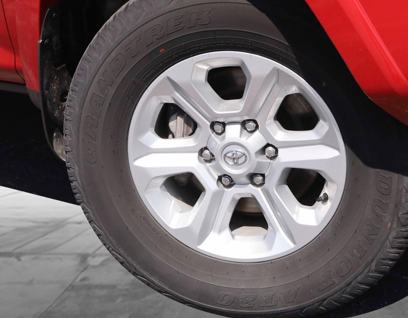 Toyota 4Runner Vehicle Image 03