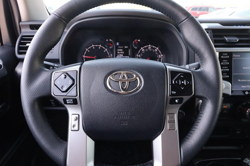 Toyota 4Runner Vehicle Image 11