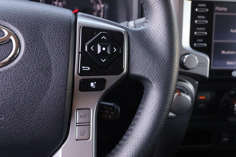 Toyota 4Runner Vehicle Image 13