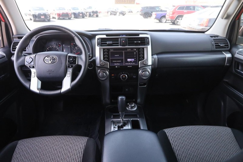 Toyota 4Runner Vehicle Image 21
