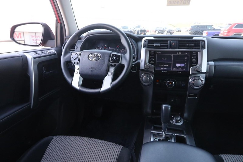 Toyota 4Runner Vehicle Image 22