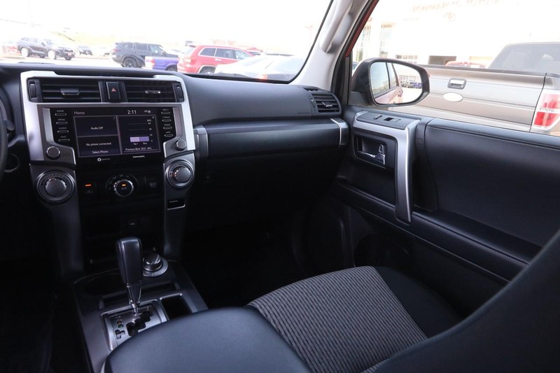 Toyota 4Runner Vehicle Image 25