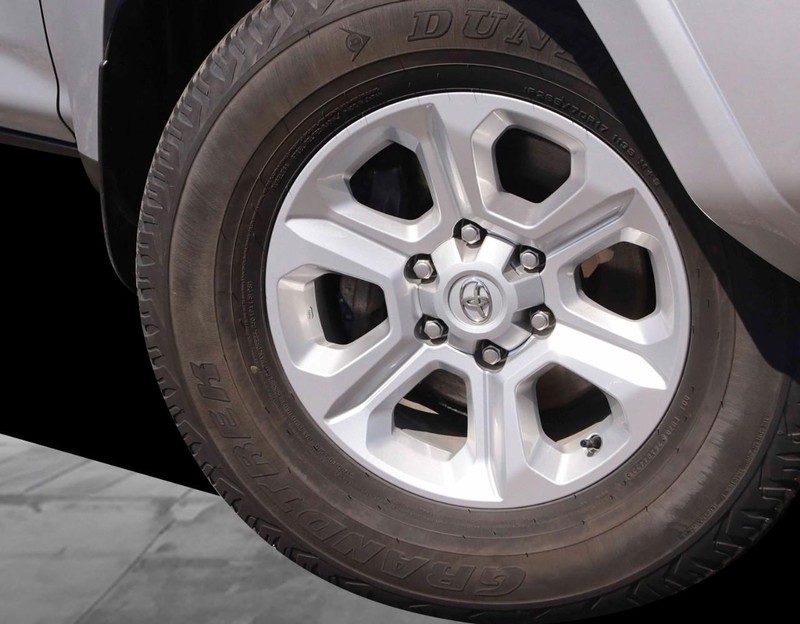 Toyota 4Runner Vehicle Image 03