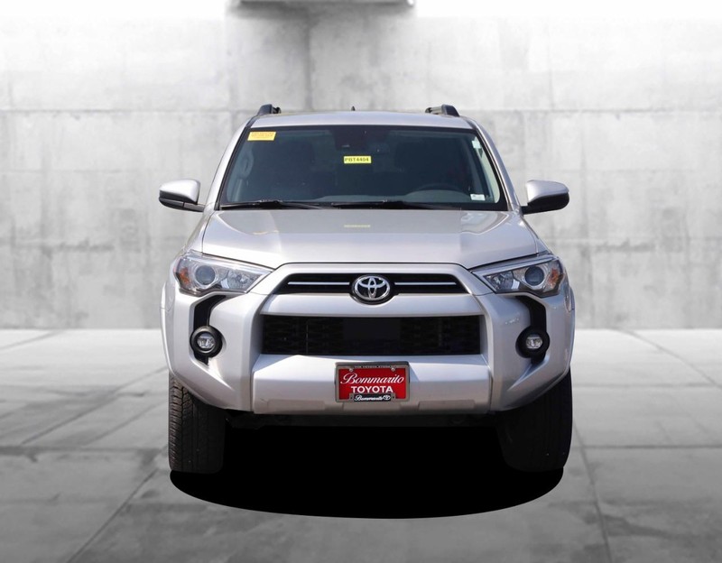 Toyota 4Runner Vehicle Image 04