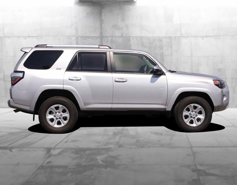 Toyota 4Runner Vehicle Image 05