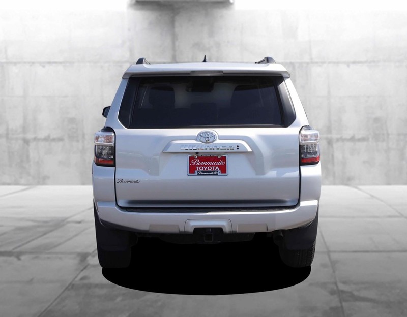 Toyota 4Runner Vehicle Image 06