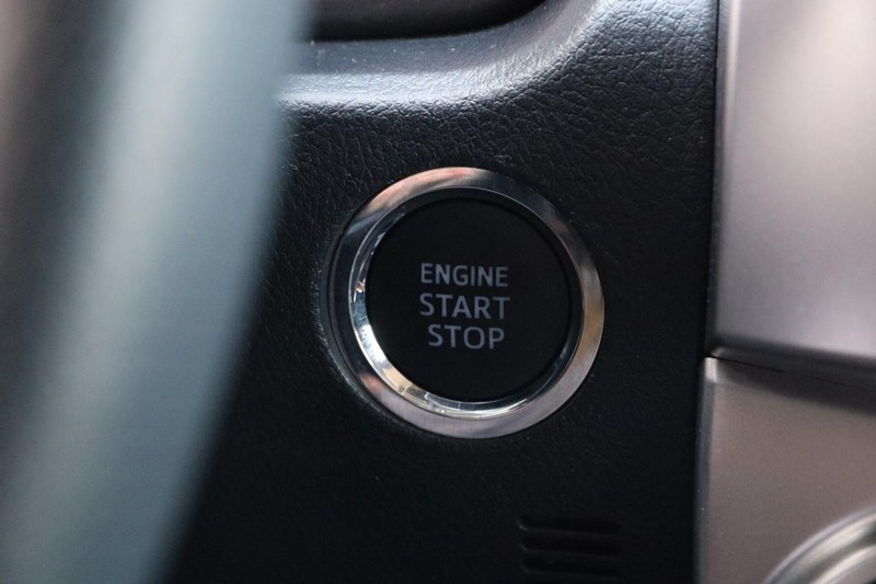 Toyota 4Runner Vehicle Image 14