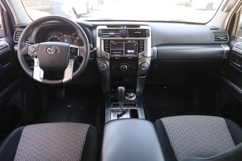 Toyota 4Runner Vehicle Image 20