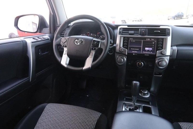 Toyota 4Runner Vehicle Image 21