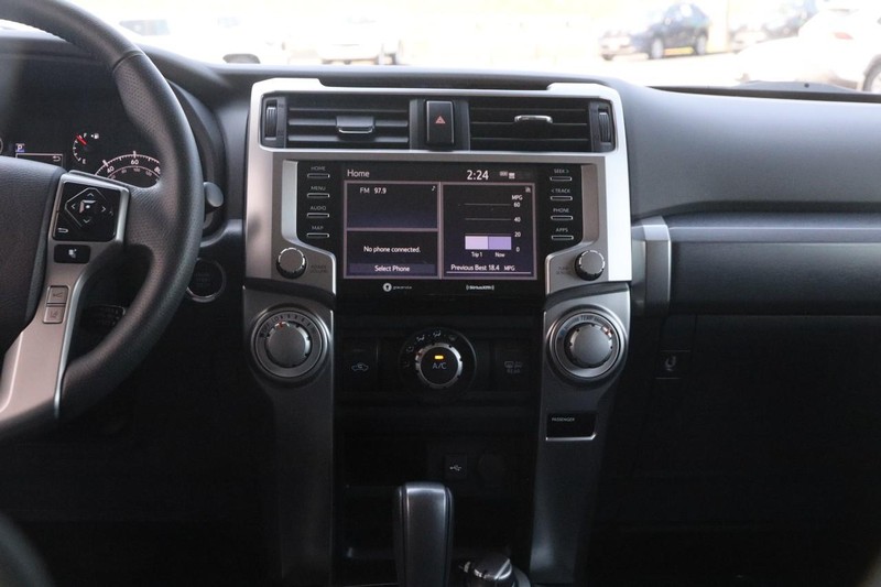 Toyota 4Runner Vehicle Image 23