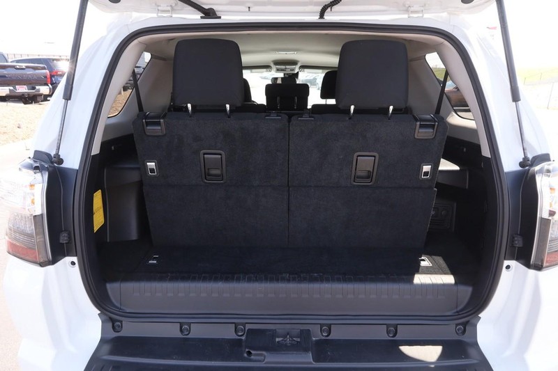 Toyota 4Runner Vehicle Image 07