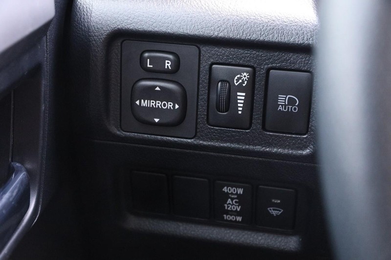 Toyota 4Runner Vehicle Image 19
