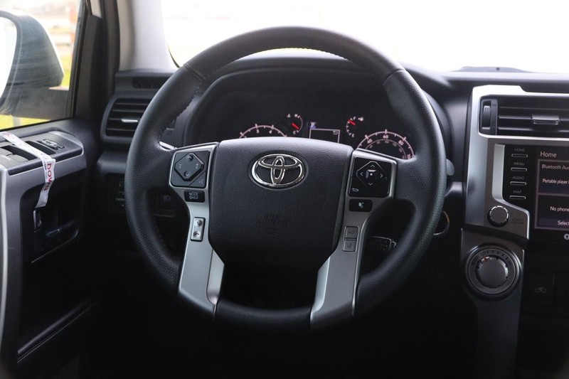 Toyota 4Runner Vehicle Image 22
