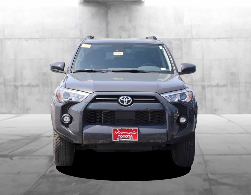 Toyota 4Runner Vehicle Image 04