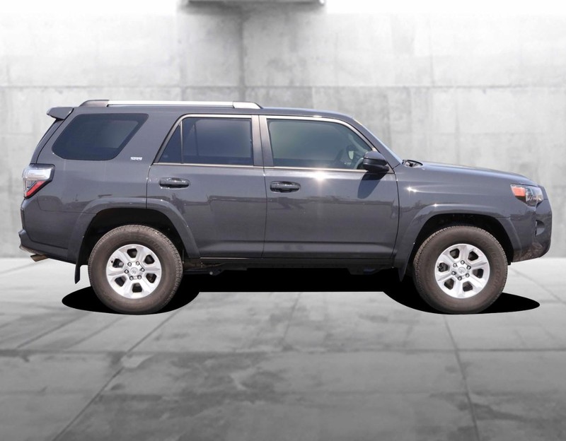 Toyota 4Runner Vehicle Image 05
