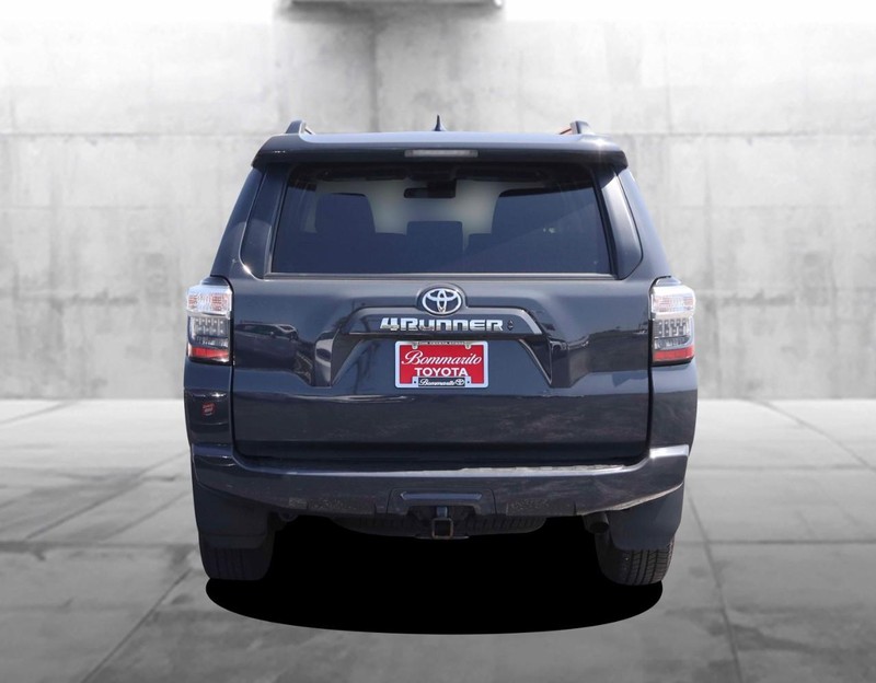 Toyota 4Runner Vehicle Image 06