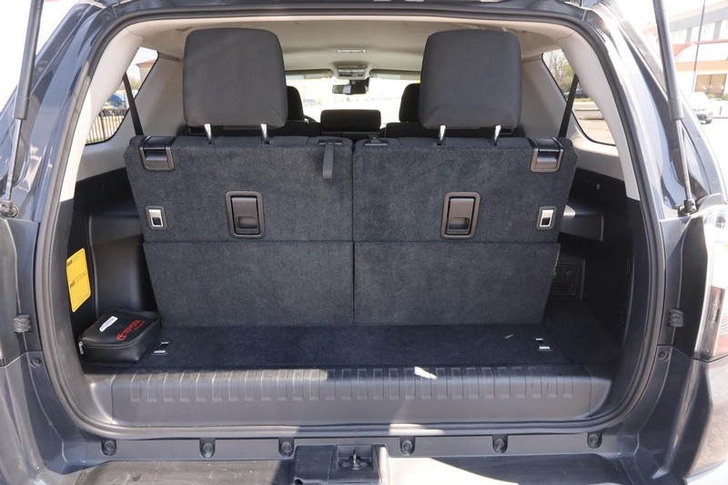 Toyota 4Runner Vehicle Image 07