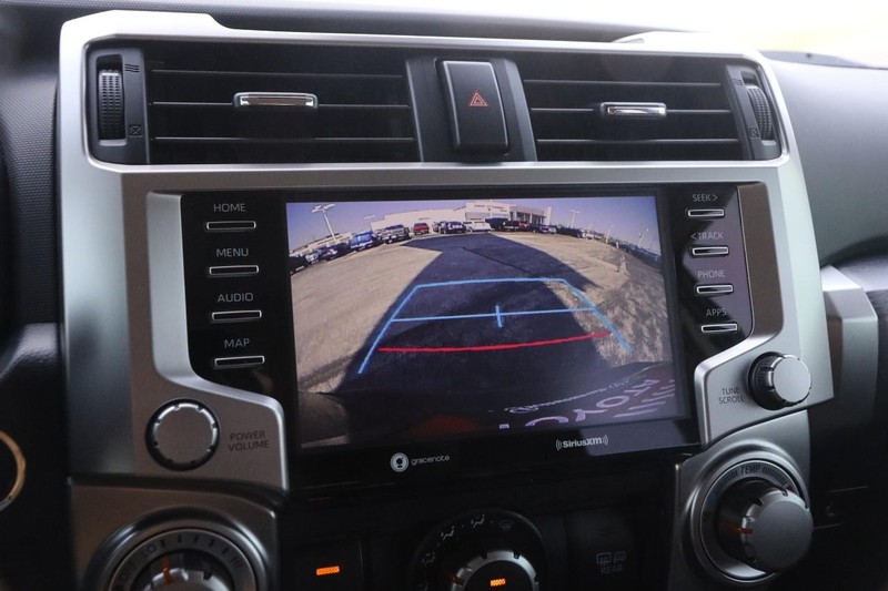 Toyota 4Runner Vehicle Image 16