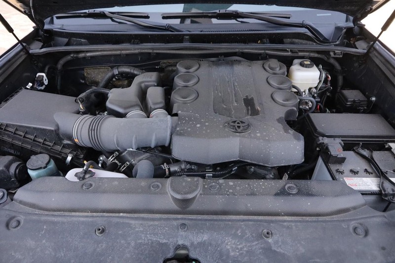 Toyota 4Runner Vehicle Image 26