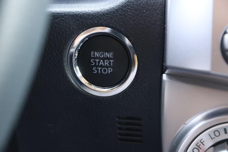 Toyota 4Runner Vehicle Image 14