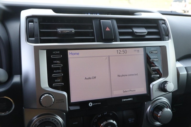 Toyota 4Runner Vehicle Image 15