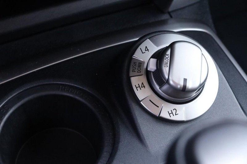 Toyota 4Runner Vehicle Image 18
