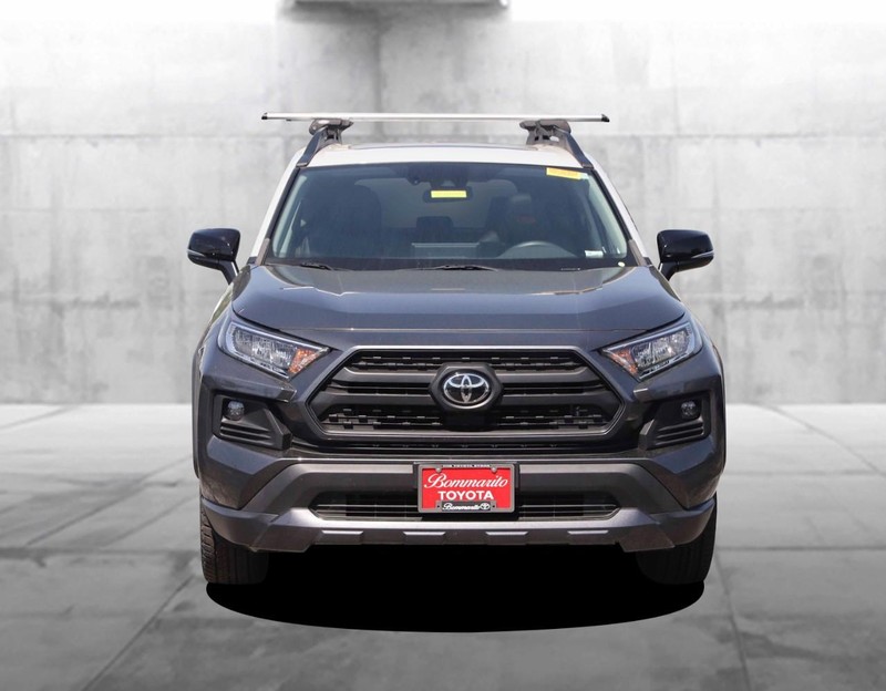 Toyota RAV4 Vehicle Image 04