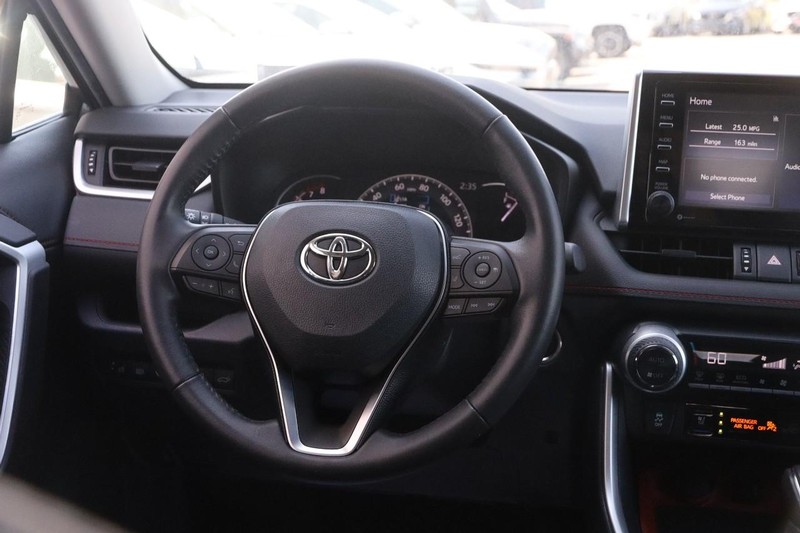 Toyota RAV4 Vehicle Image 23