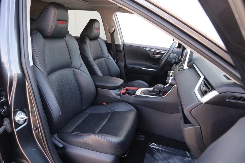 Toyota RAV4 Vehicle Image 26