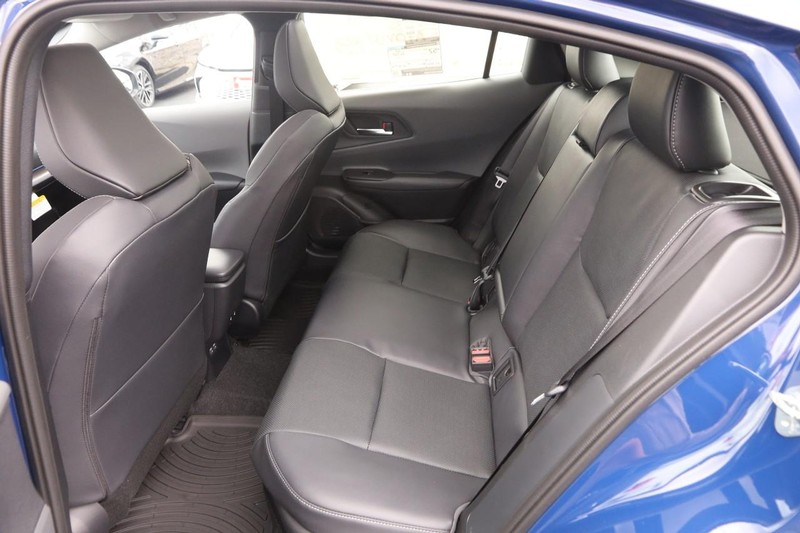 Toyota Prius Vehicle Image 11