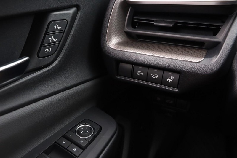 Toyota Prius Vehicle Image 21