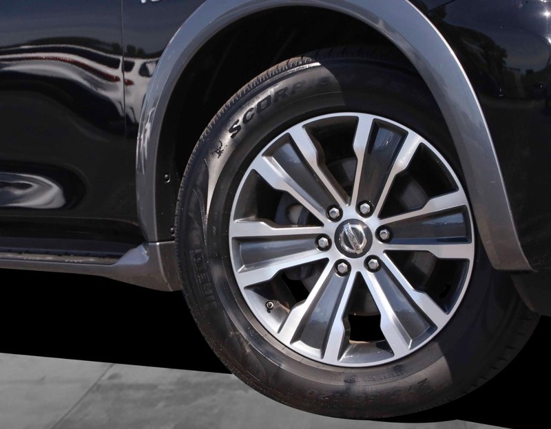 Nissan Armada Vehicle Image 03