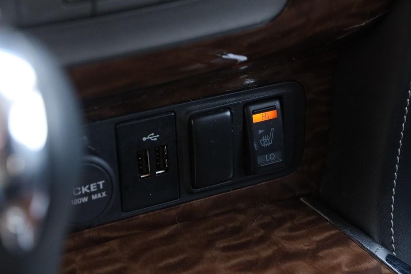 Nissan Armada Vehicle Image 22