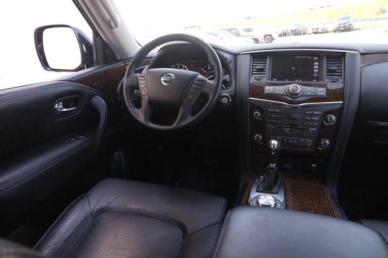 Nissan Armada Vehicle Image 25